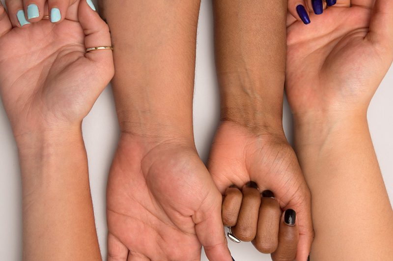 Check your veins to determine your skin's undertone