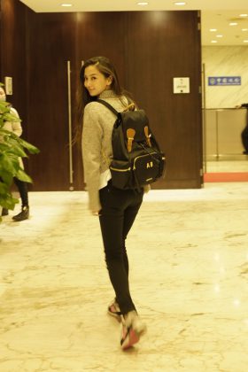 Angelababy carrying Burberry Rucksack - Pamper.My