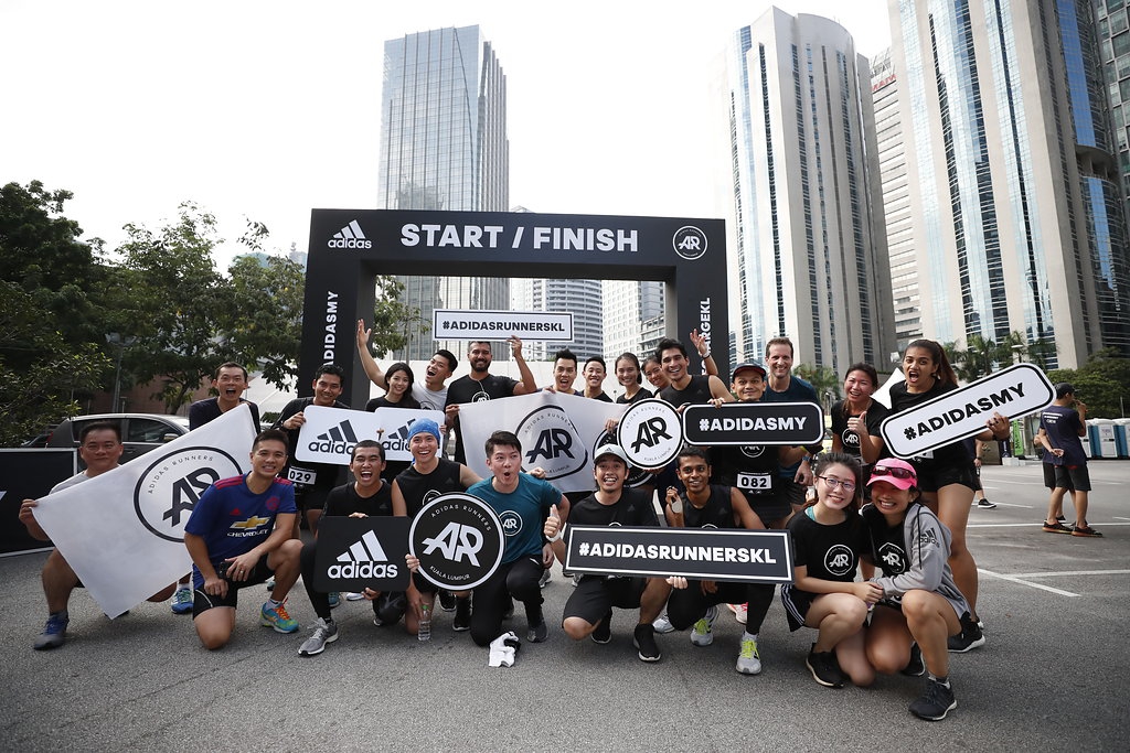 adidas running club