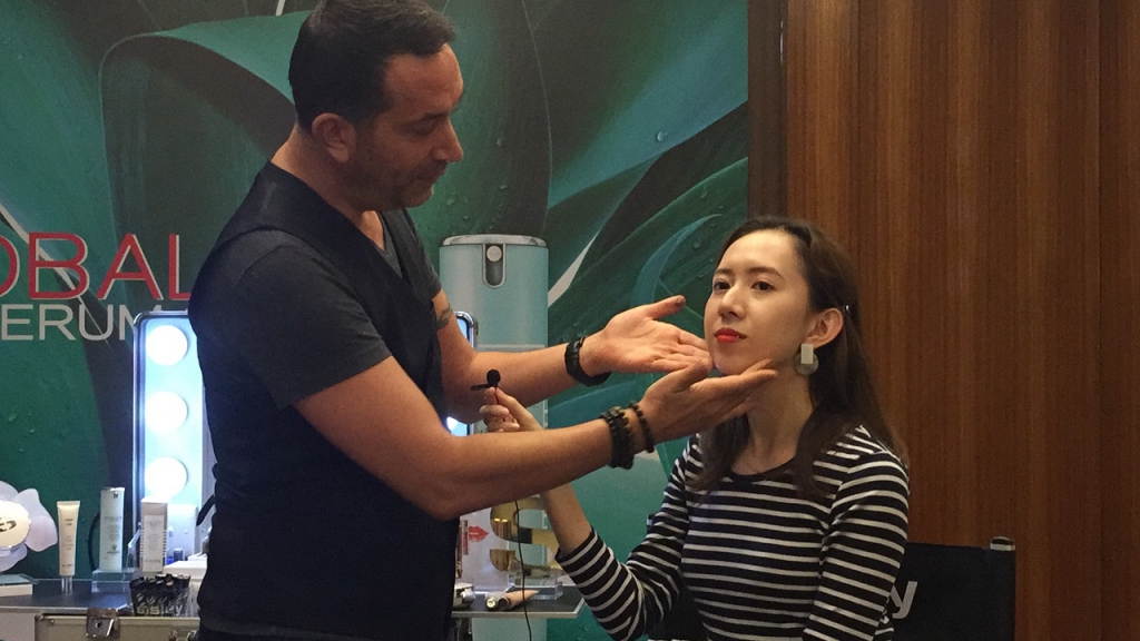 #PamperWithKye & #QuickChatWithPamper: Sisley Paris’ International Makeup Master, Alexander Colaianni On Achieving Natural, Glowing Skin-Pamper.my