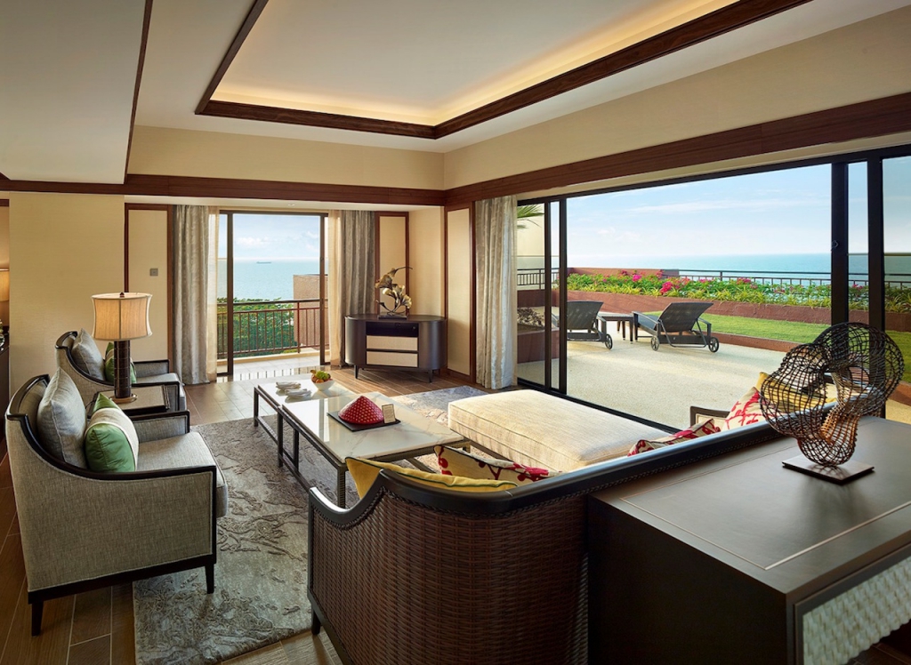 Garden Wing Terrace Suite Living Room Pamper.My