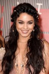 Vanessa-Hudgens-Hair-MTV-VMAs-2015