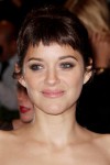 Marion Cotillard short bangs retro hairstyle