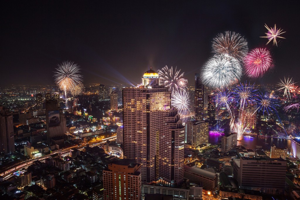 lebua new year small