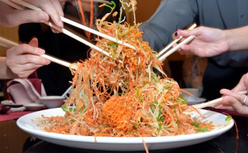 Yee Sang or Yu Sheng? The Story Behind this CNY Tradition