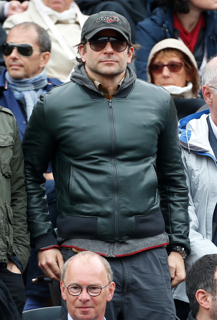 Bradley Cooper wears Carrera Newchampion sunglasses at French Open 2015 |  