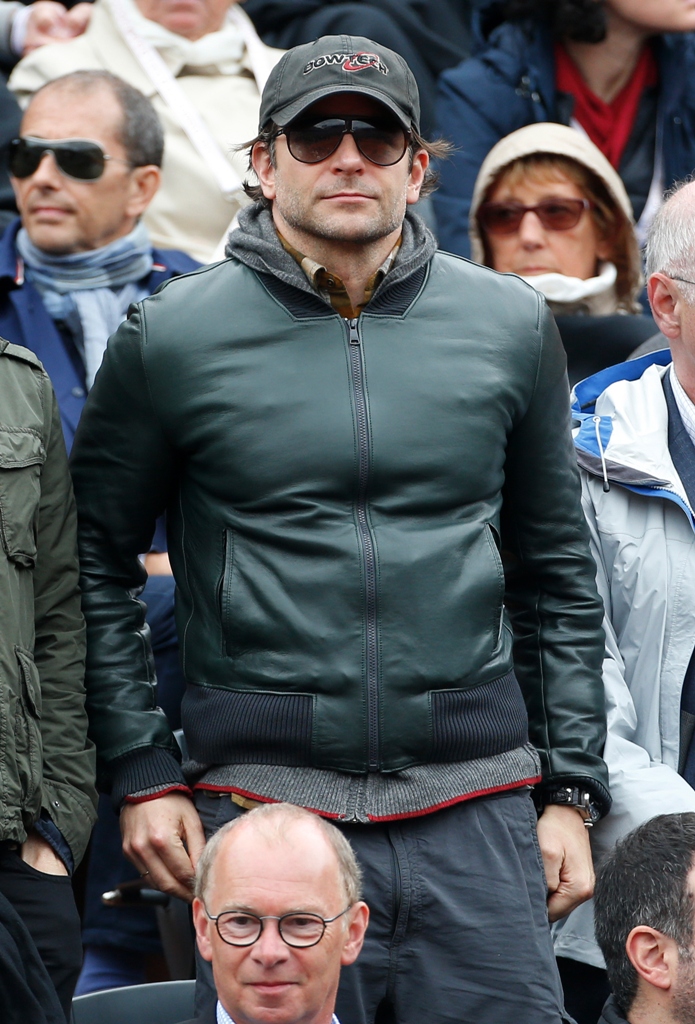 Bradley Cooper wears Carrera Newchampion sunglasses at French Open 2015 Pamper.My