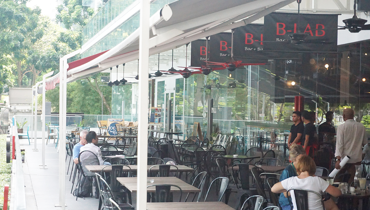 The spacious and cool alfresco dining area ensures you are well-rested and relaxed.