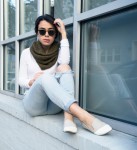 neck scarf flats
