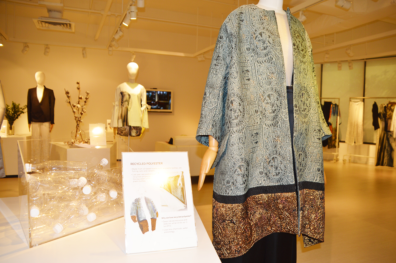 Can you believe that this piece of exquisite Jacquard Long Coat is made from recycled polyester?!