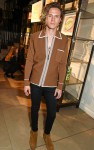 646130687BS068_Burberry_LC_