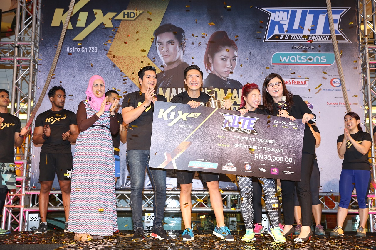 From left Junaidah Khan from Astro Keith Foo , Benny, Linora Low and Shirley Cheong from KIX.