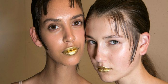 How to Flawlessly Pull off Metallic Lipstick