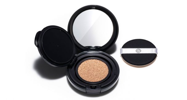 Shiseido Makeup Synchro Skin Glow Cushion Compact