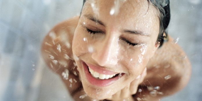 7 Beauty Mistakes You're Making In The Shower
