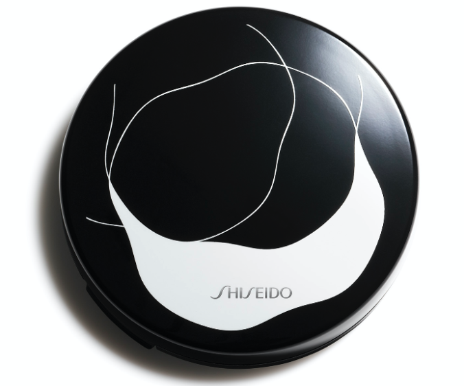Shiseido Makeup Synchro Skin Glow Cushion Compact