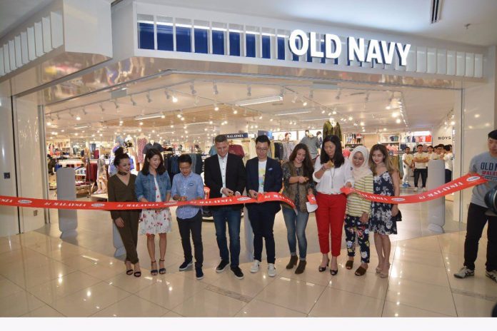 Old Navy Opens Its Doors In 1 Utama Shopping Centre