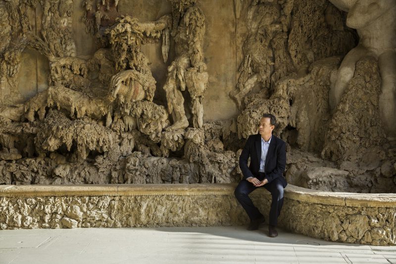 Tom Hanks wearing Ferragamo in Inferno