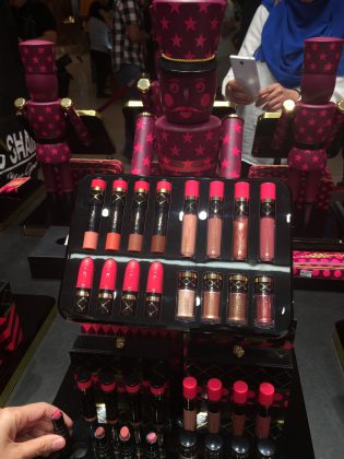 M.A.C Nutcracker Sweet Holiday 2016 collection launch, Lip and pigment sets - Pamper.My