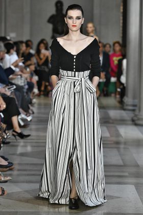 Carolina Herrera New York RTW Spring Summer 2017 September 2016