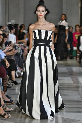 Carolina Herrera New York RTW Spring Summer 2017 September 2016