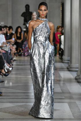 Carolina Herrera New York RTW Spring Summer 2017 September 2016