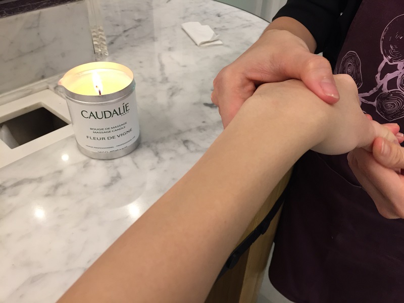 Caudalie Massage Candle - Pamper.My
