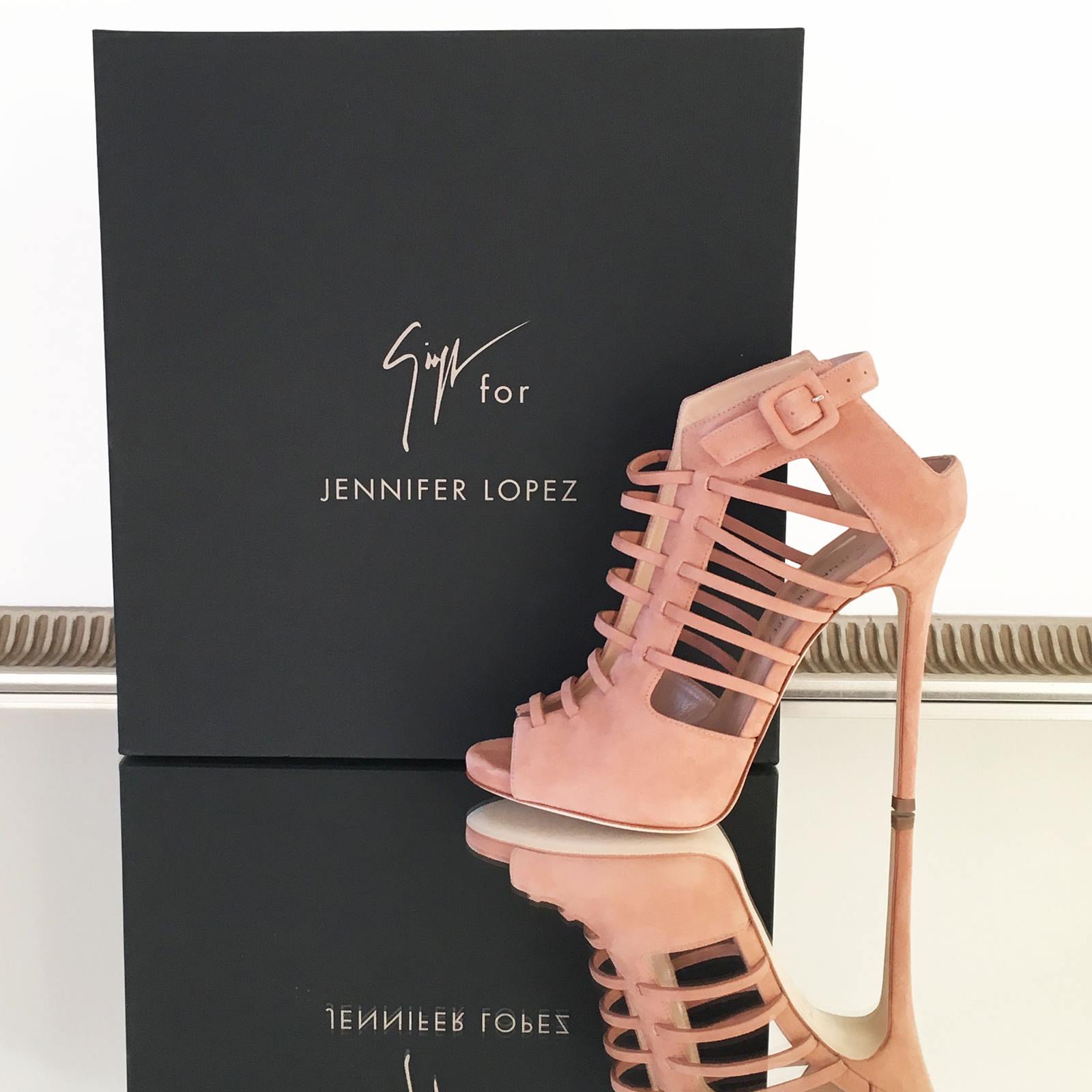 GIUSEPPE FOR JENNIFER LOPEZ, JEN-Pamper.My