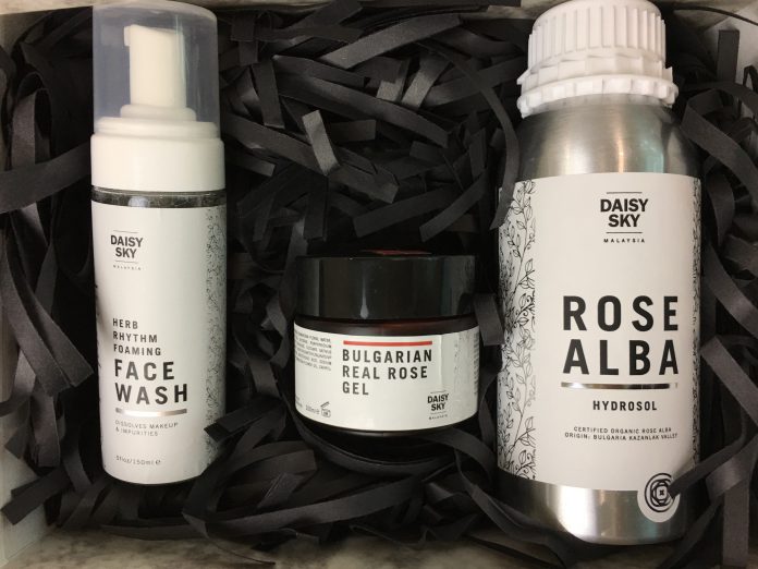 Tried & Tested: Daisy Sky Malaysia (Herb Rhythm Foaming Face Wash, Bulgarian Rose Alba Hydrosol & Bulgarian Real Rose Gel) - Pamper.My