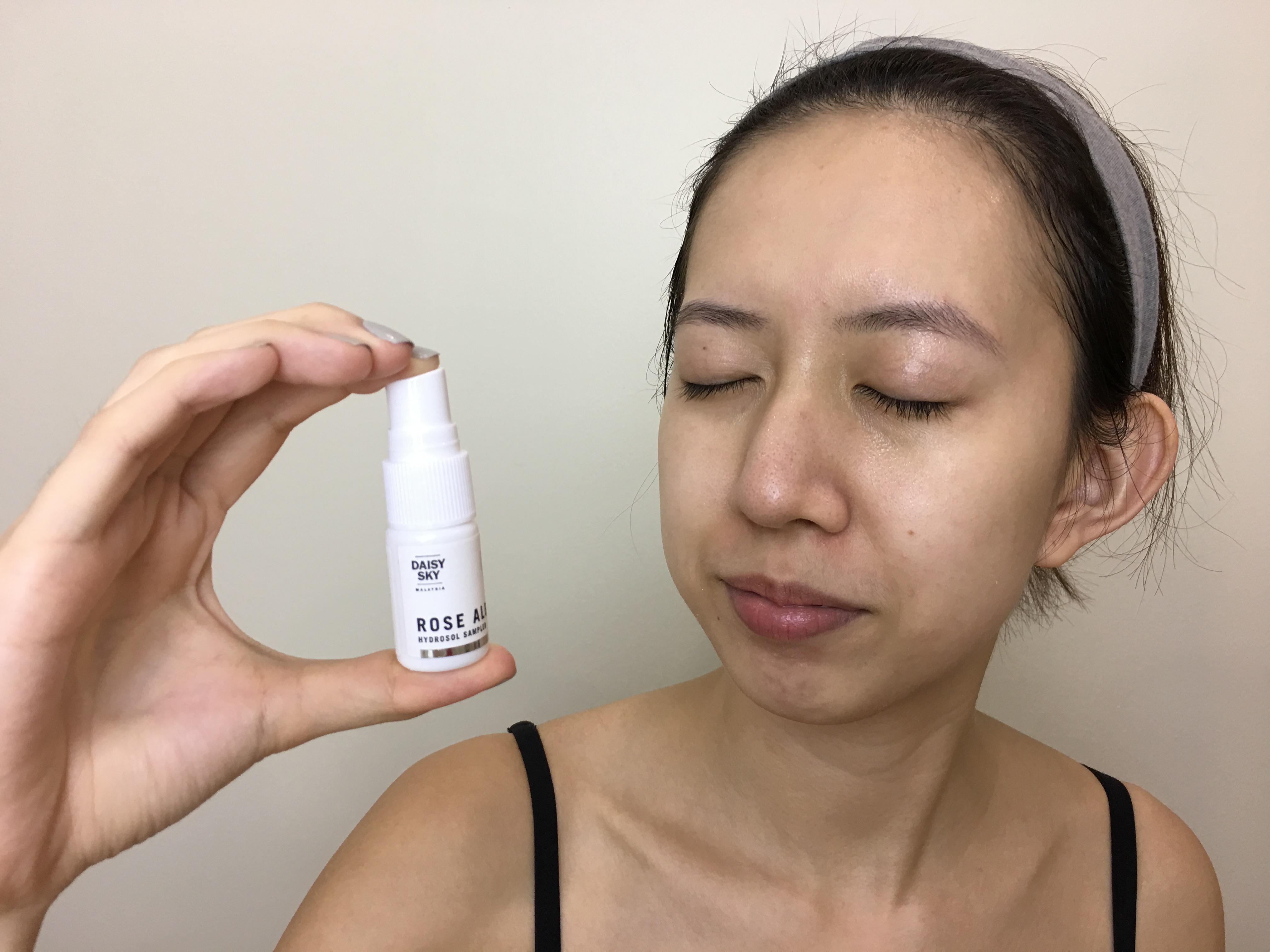 Daisy Sky Malaysia Bulgarian Rose Alba Hydrosol Review - Pamper.My
