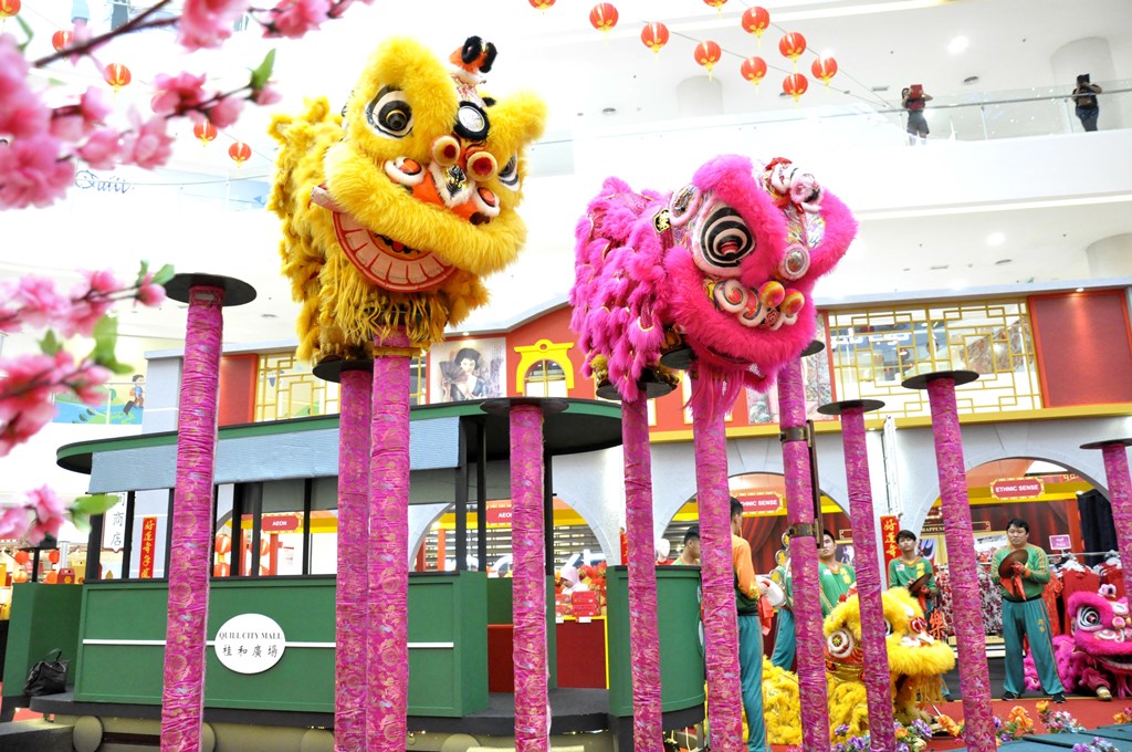 Acrobatic lion dance performance. 