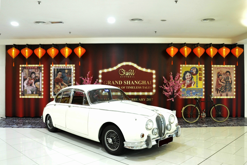 A vintage car for display on the Grand Shanghai, A Reunion of Timeless Tales Launch.