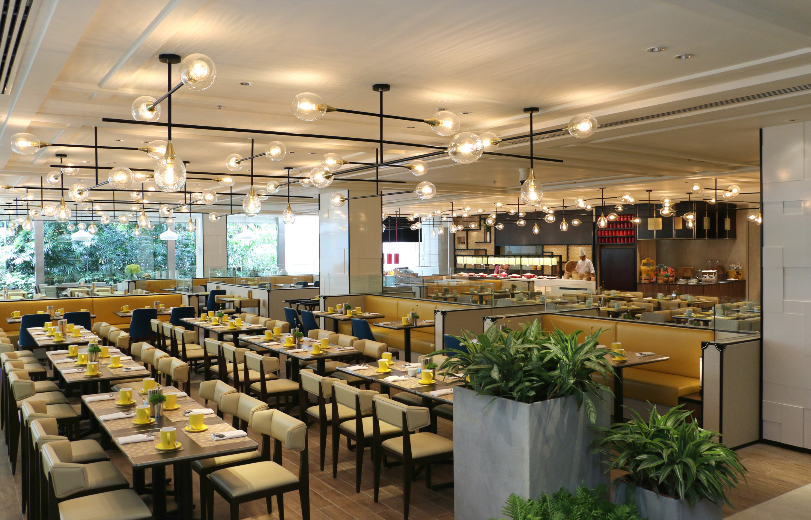 The warm and cosy ambience at Lemon Garden is ideal for great dining and celebratory sessions.