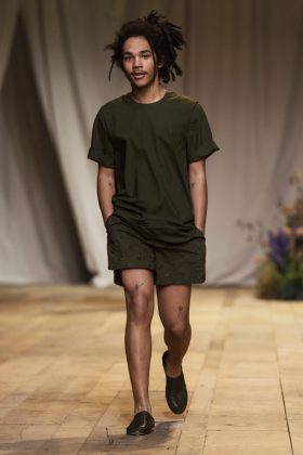H&M STUDIO S/S 2017 SEE NOW, BUY NOW FASHION SHOW Runway-Pamper.my