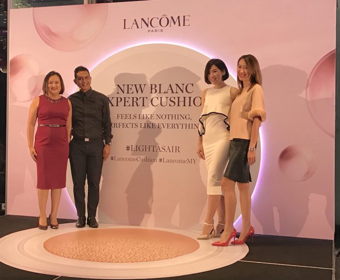 Experience Lancome Blanc Expert Cushion, A Cushion That's Lighter Than A Rose PetalLancome Blanc Expert Cushion-Pamper.my