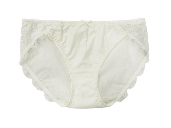 Triumph’s Spring 2017 Magic Boost Collection,Magic Spacer-MidiPanty-White-Pamper.my
