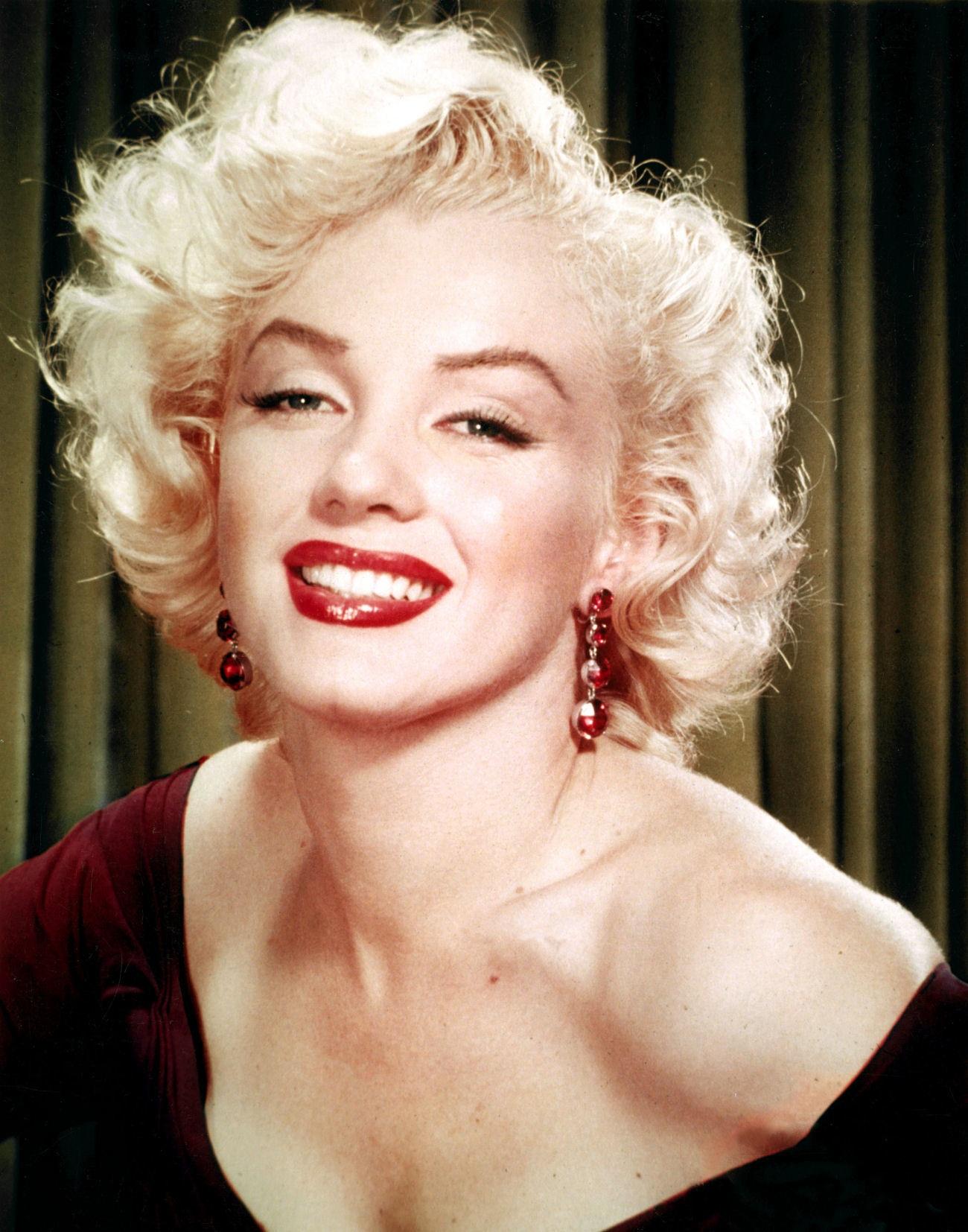 International Women's Day 2017: Our Top 10 Most Iconic Women Of All Time,Marilyn Monroe-Pamper.my