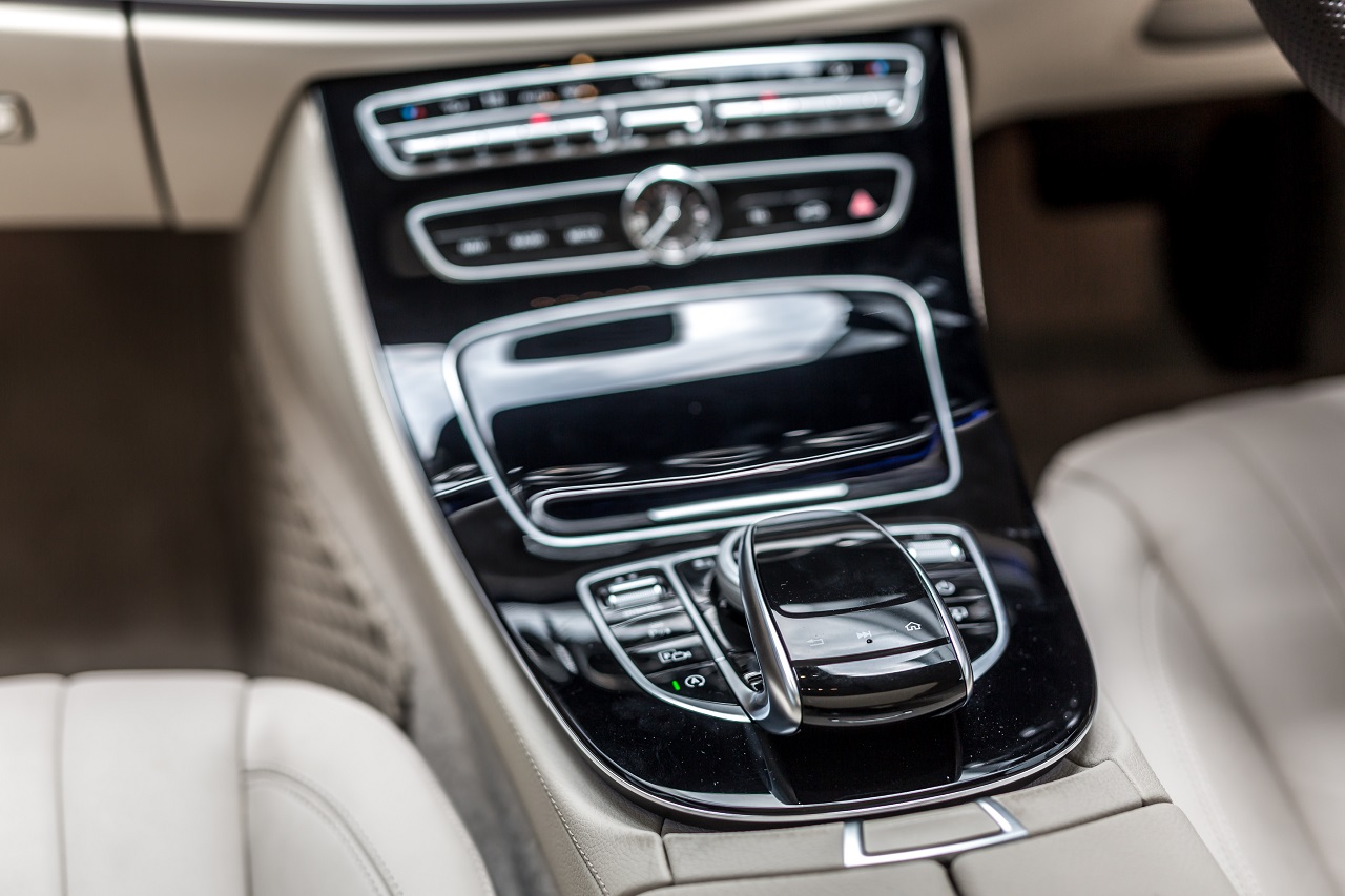 Mercedes-Benz E 250, Exclusive Line, Interior Design-Pamper.my