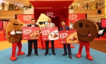 KitKat Mini Photo 1 – Lee Chia Loong