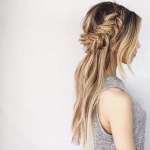 half-up-half-down-hairstyle-modwedding.com
