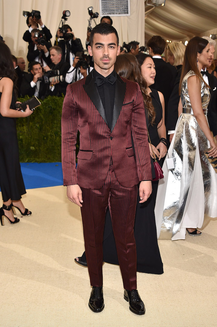 NEW YORK, NY - MAY 01: Joe Jonas attends the "Rei Kawakubo/Comme des Garcons: Art Of The In-Between" Costume Institute Gala at Metropolitan Museum of Art on May 1, 2017 in New York City. (Photo by Kevin Mazur/WireImage)