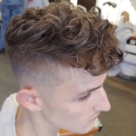 mensworldherenkappers_and-high-fade-and-curly-hair-2017-new