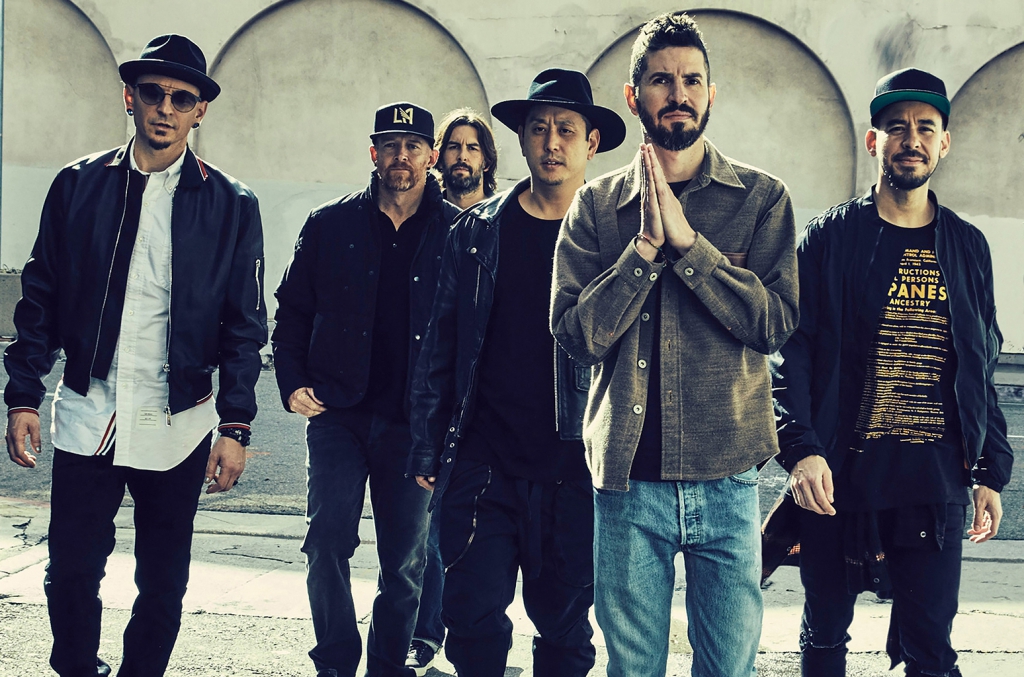 Our Top 5 Linkin Park Songs In Memory Of Linkin Park Vocalist Chester Bennington-Pamper.my