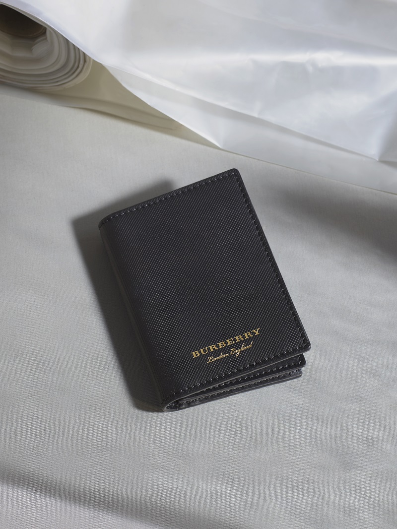 Burberry Beasts Men's-Pamper.my
