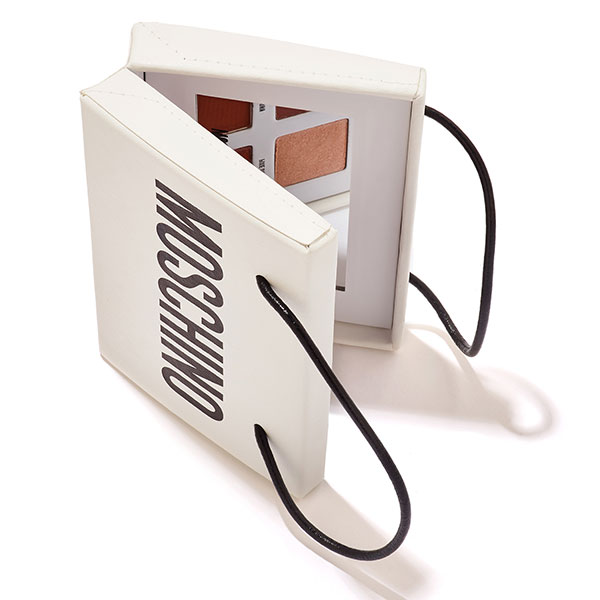 BEAUTYmoschino-05-EC0917