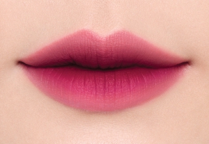 LANEIGE X YCH Two Tone Matte Lip Bar No.1,Magenta Muse Swatch-Pamper.my