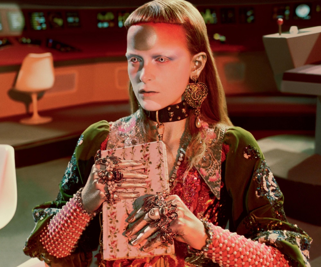 exclusively-explore-guccis-out-of-this-world-campaign-body-image-1500912024