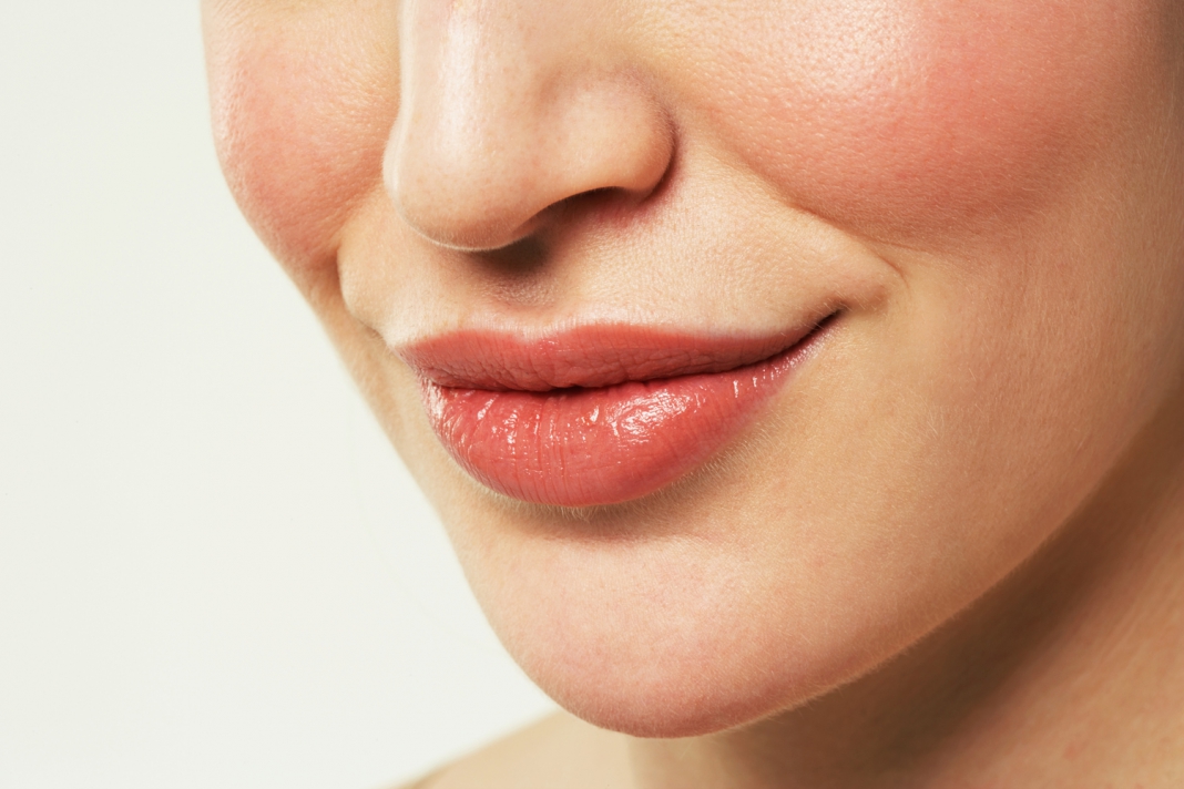 how to have kissable lips home remedies
