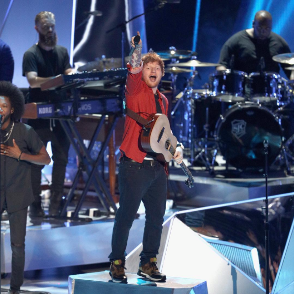 Ed Sheeran as Artist of the Year at the 2017 MTV VMAs-Pamper.my