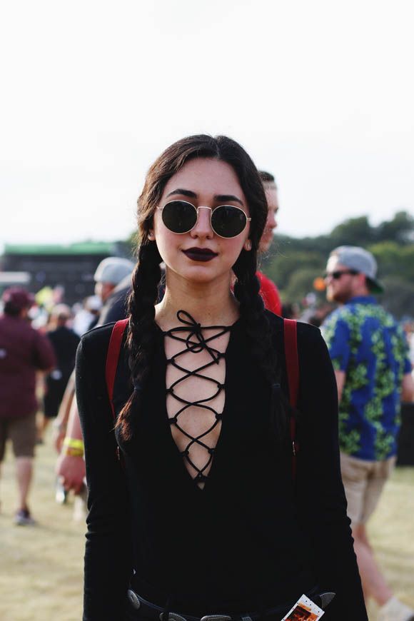 6 Easy Festival Makeup Looks To Rock At Good Vibes Festival 2017,Black Lips-Pamper.my
